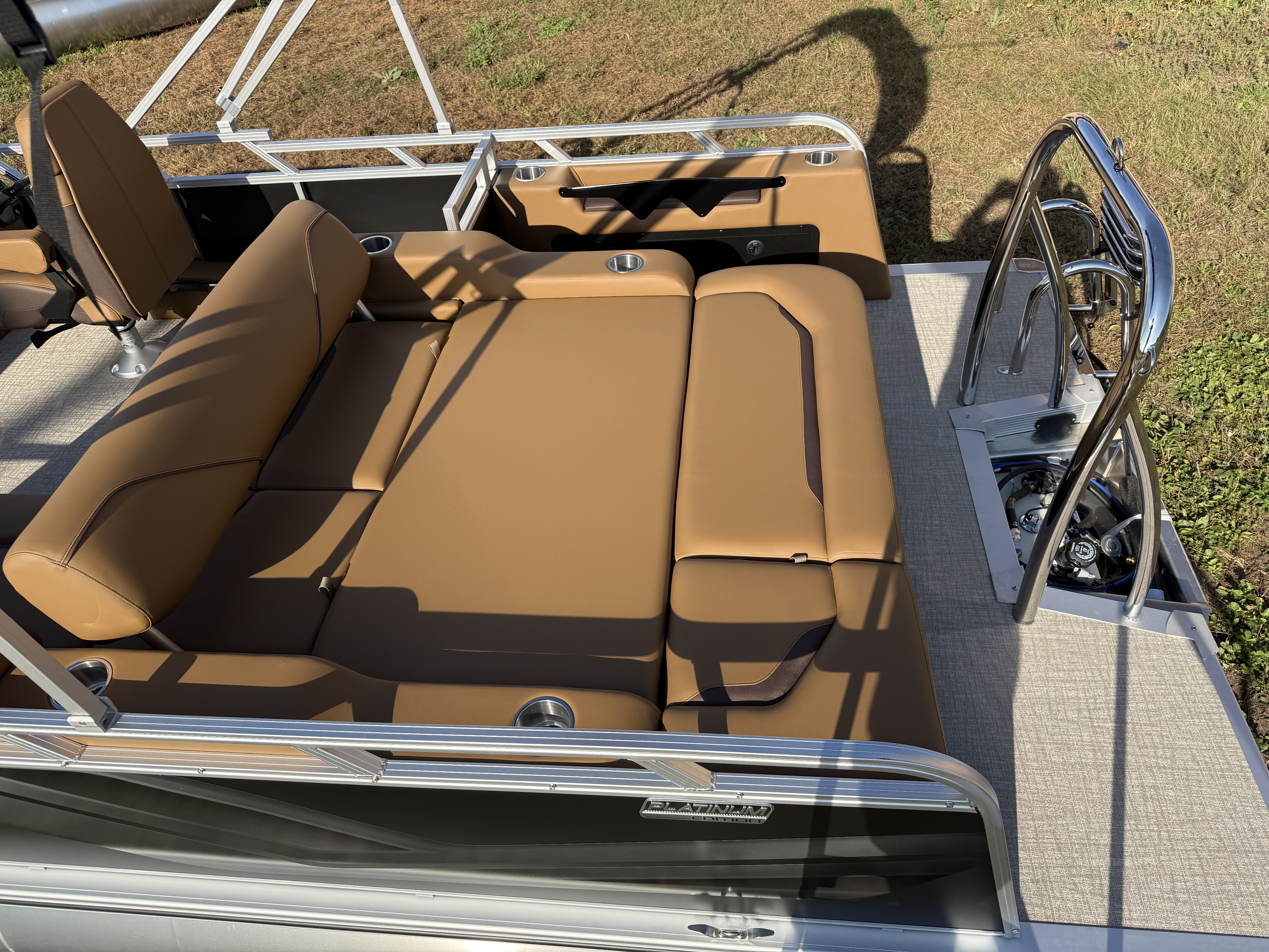 2027 Tahoe Sport VRB 2180 Swingback $31995