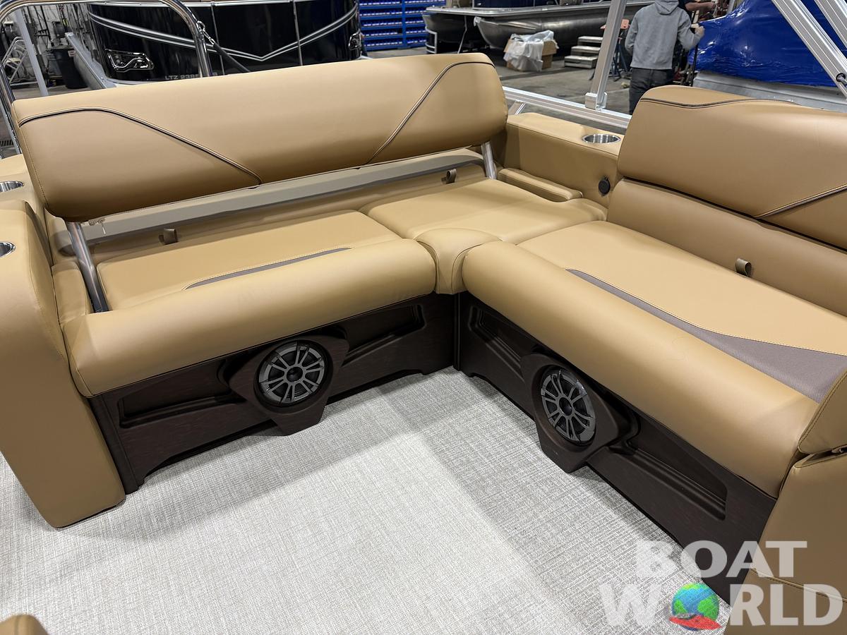 2026 Tahoe Pontoons Sport 2180 Swingback (VRB)