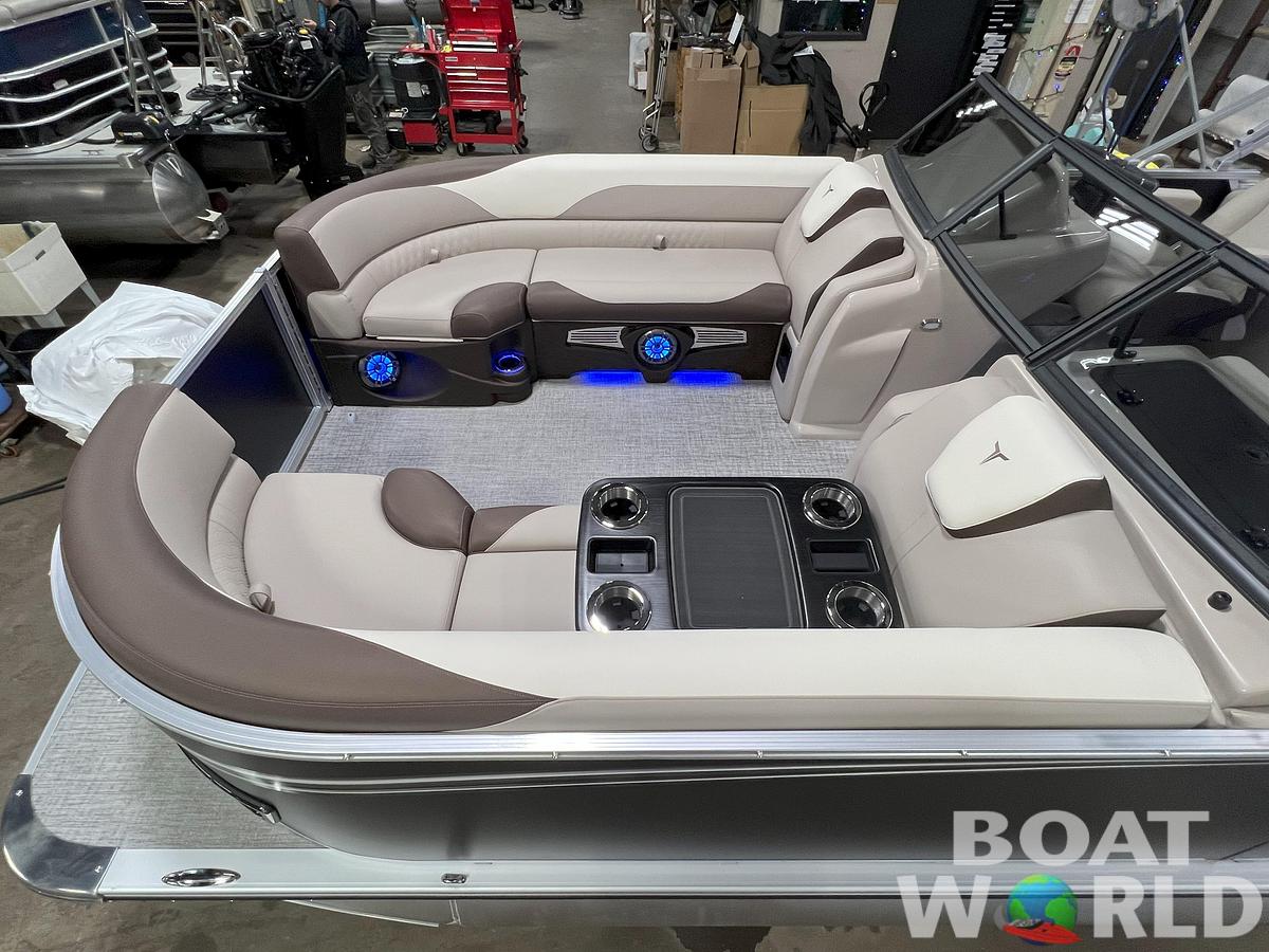 2026 Tahoe LTZ 2385 Elite Windshield Tritoon $52995