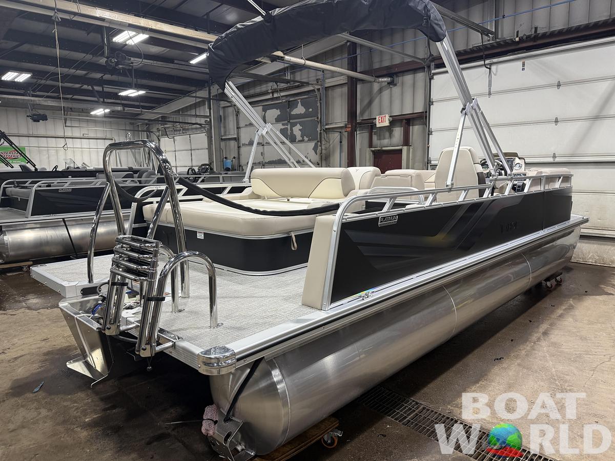 2026 Tahoe Sport VRB 2385 Swingback & 4-Stroke $34995