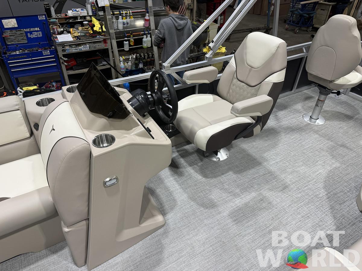 2026 Tahoe Sport Fish & Cruise 23E80 Pontoon $33995