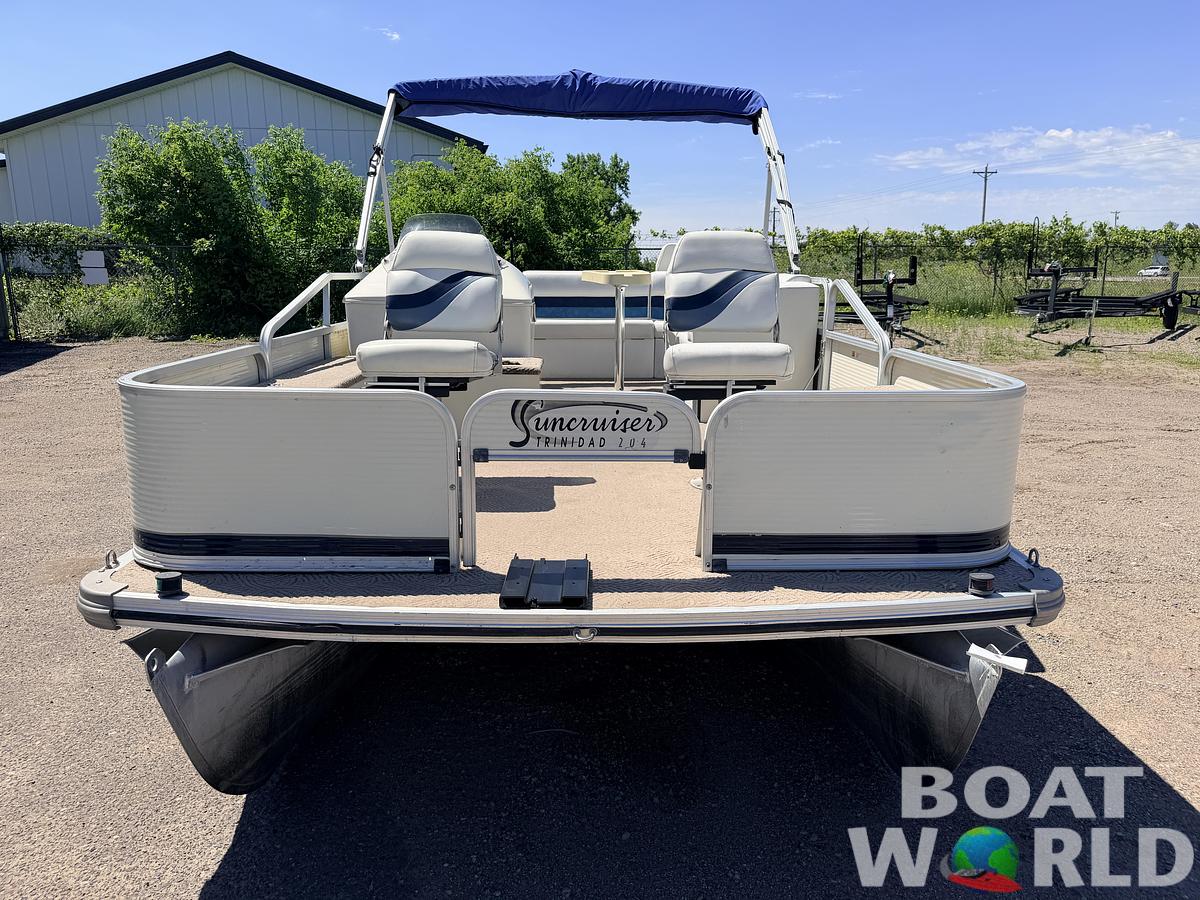Used 2001 Lowe SunCruiser Trinidad 204 & 50HP Mercury 4Stroke -$11,995