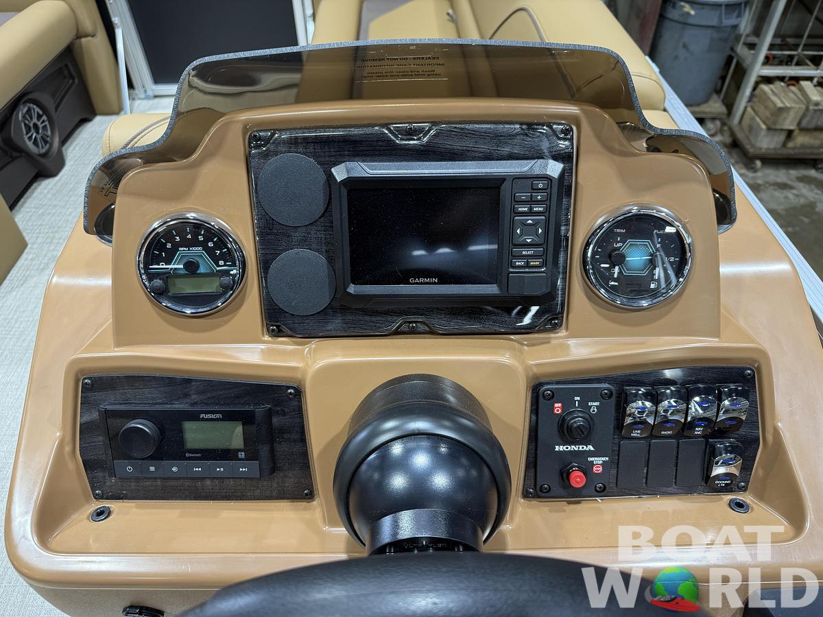2027 Tahoe Sport Fish & Cruise 23E80 Pontoon $33995