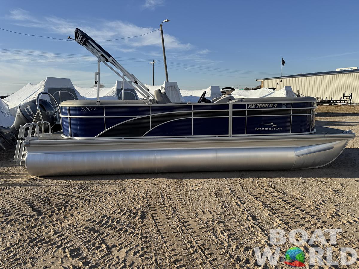 Used 2021 Bennington 22 SX Pontoon