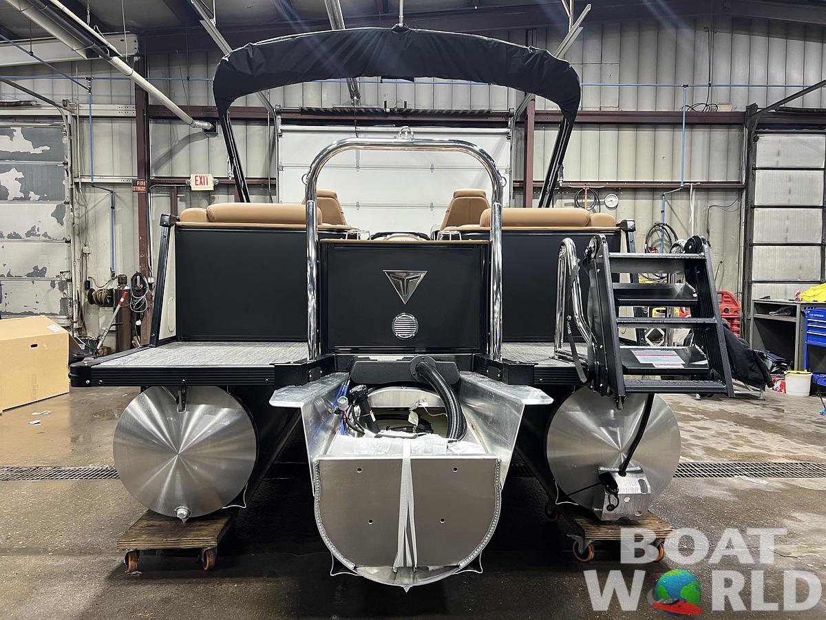 2026 Tahoe Pontoons Cascade 2385 Quad Lounge Tritoon