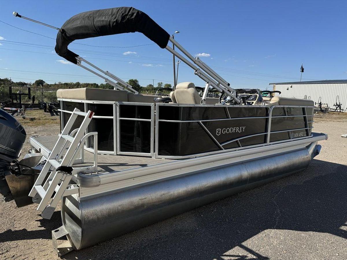 Used 2020 Sweetwater SW 2086 Cruise Pontoon with 70HP Yamaha 4-S EFI