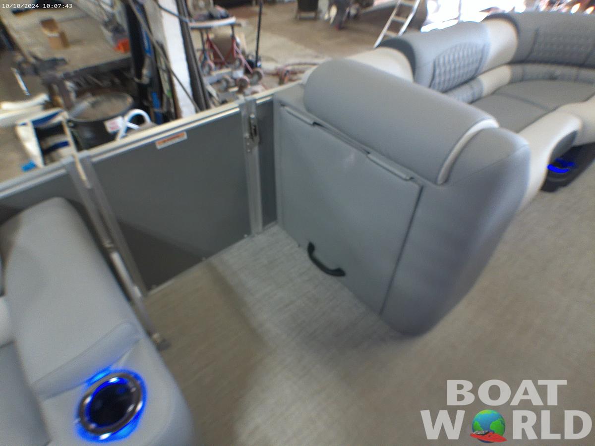 2025 Tahoe Pontoons Cascade 2385 Swingback (VRL) Tritoon & Honda 4-Stroke EFI