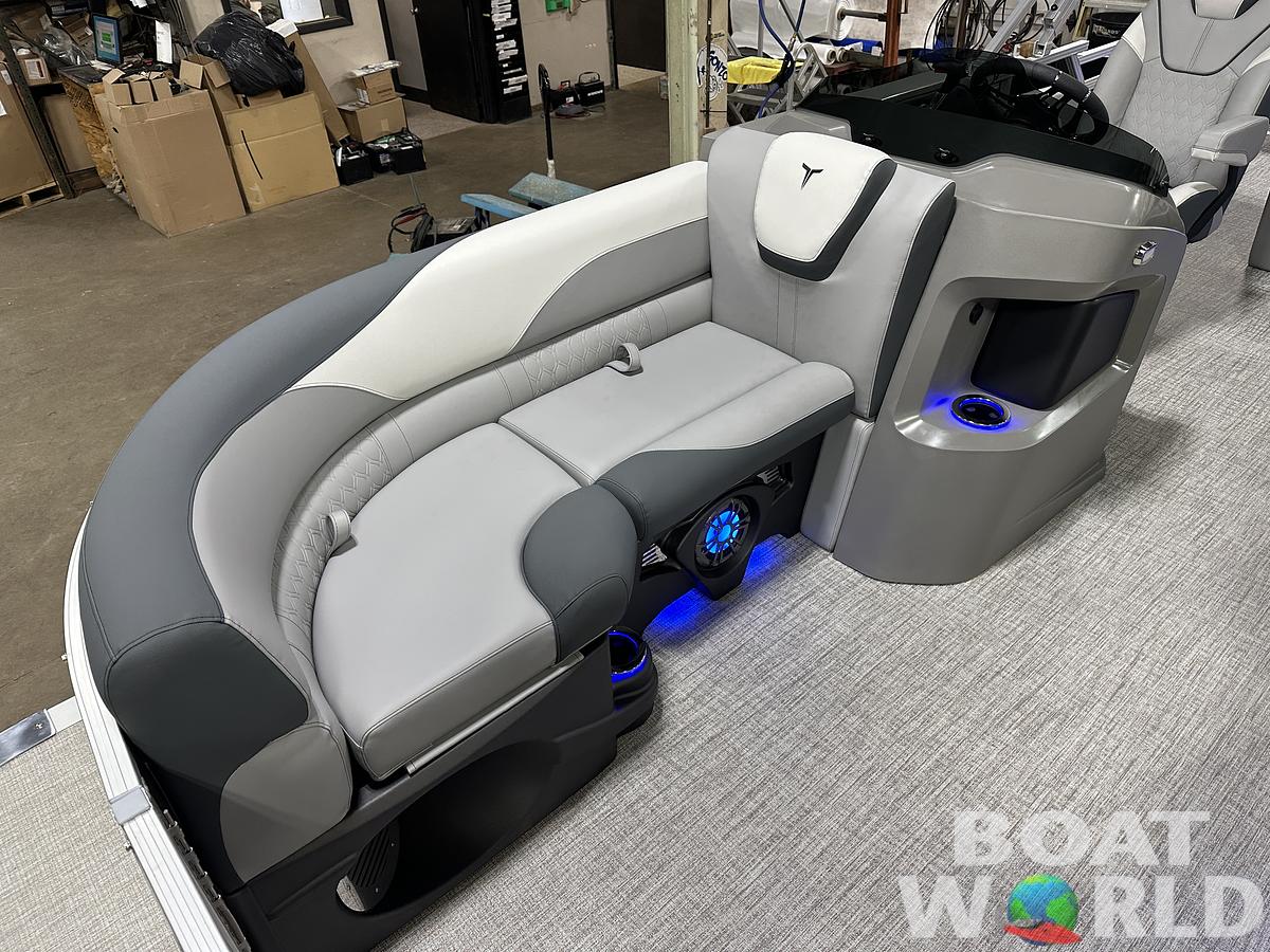 2025 Tahoe Pontoons LTZ 2385 Swingback (VRL) Tritoon & Honda 4-Stroke EFI