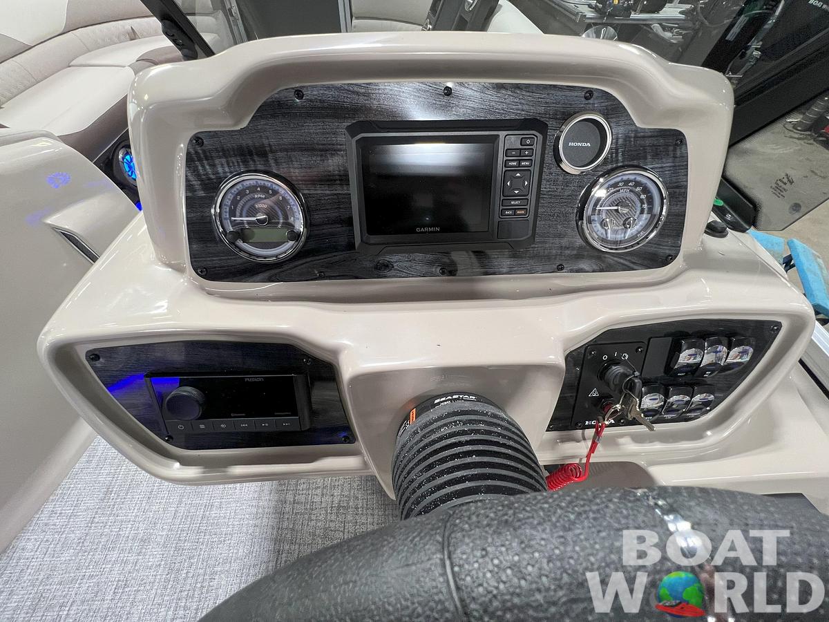 2026 Tahoe LTZ 2385 Elite Windshield Tritoon $52995