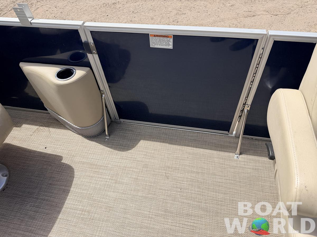 Used 2016 Sylvan Mirage 8524 LE & 150HP Mercury 4Stroke - $29,995