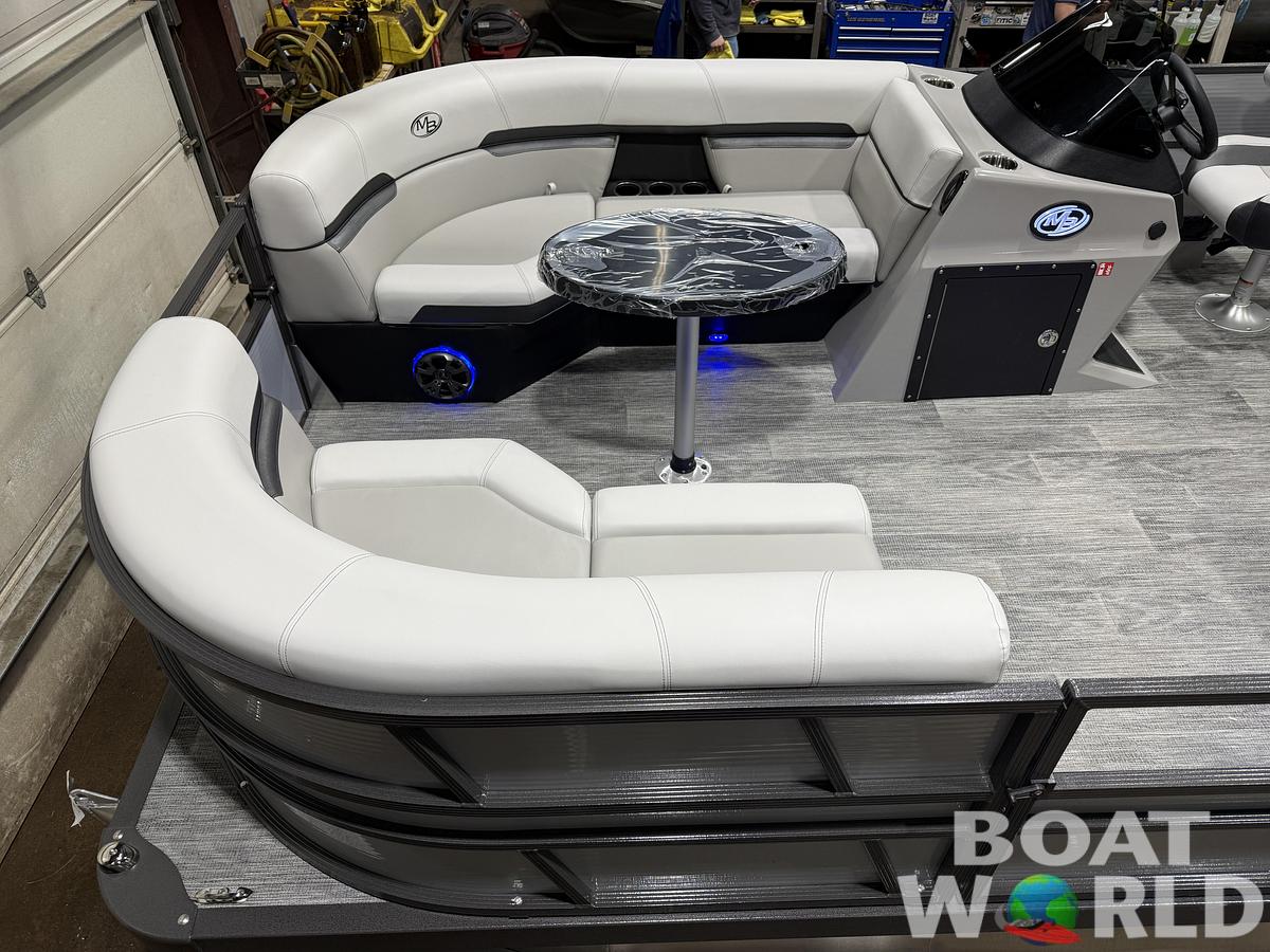 2026 Montego Bay 8522 Swingback Deluxe Pontoon