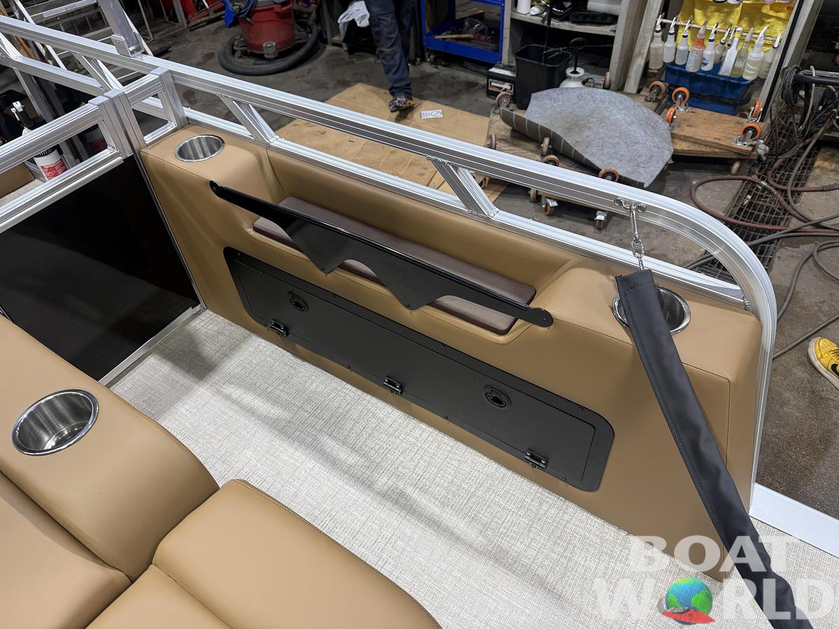 2026 Tahoe Pontoons Sport 2180 Swingback (VRB)