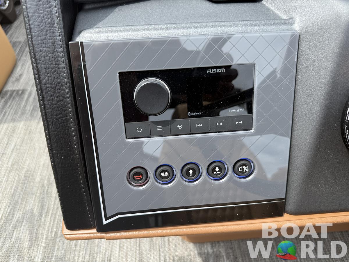 2025 Tahoe Pontoons Cascade 2385 Quad Lounge Shift Tritoon & Honda 4-Stroke EFI