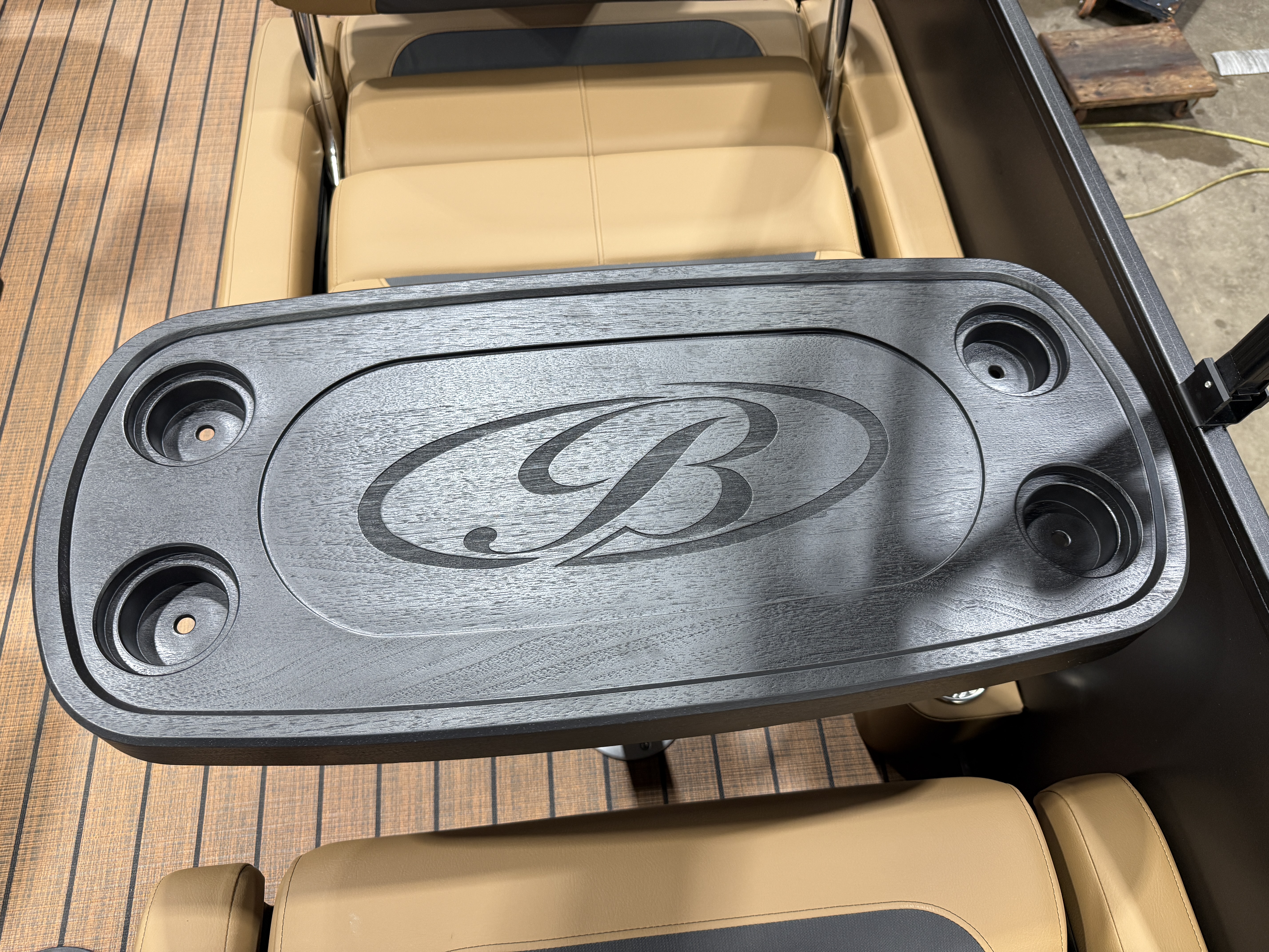 2027 Bentley Legacy 220 QSB Swingback $46995