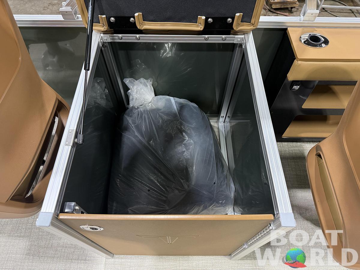 2026 Tahoe Pontoons GEOfish 2385 Rear Fish