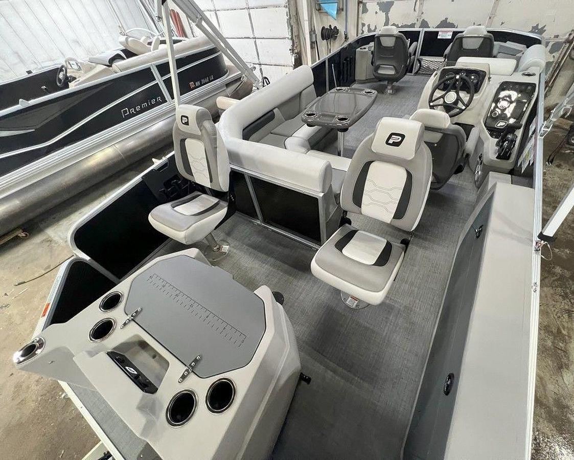2025 Princecraft 21 Sportfisher 4-S Quad Fish Pontoon & Mercury 4-Stroke EFI