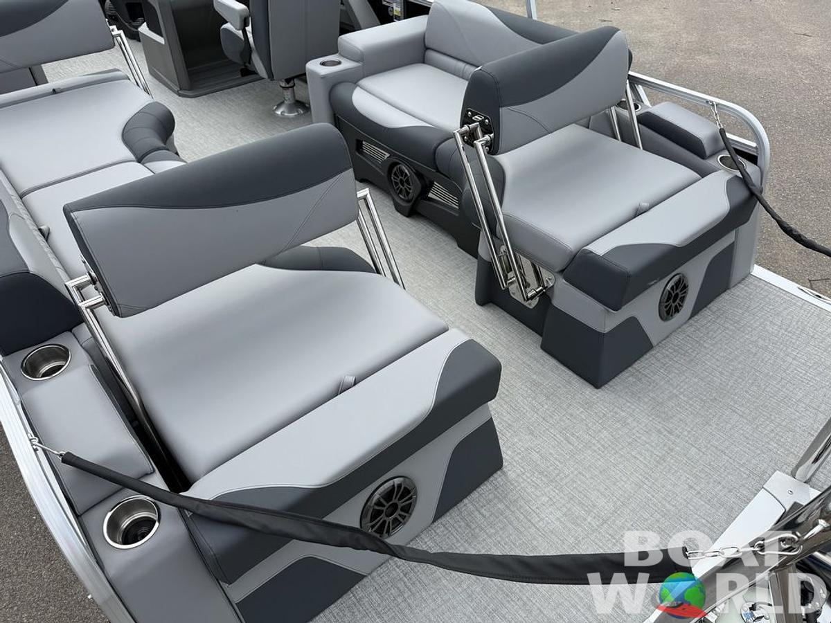 2025 Tahoe Pontoons LTZ 2385 Quad Lounge Shift Flip & Honda 4-Stroke EFI