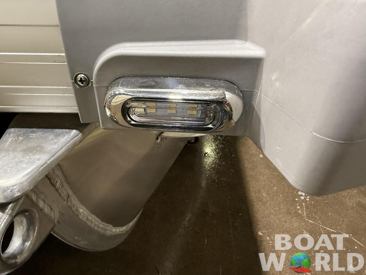 2025 Princecraft 23' Swingback & 150HP 