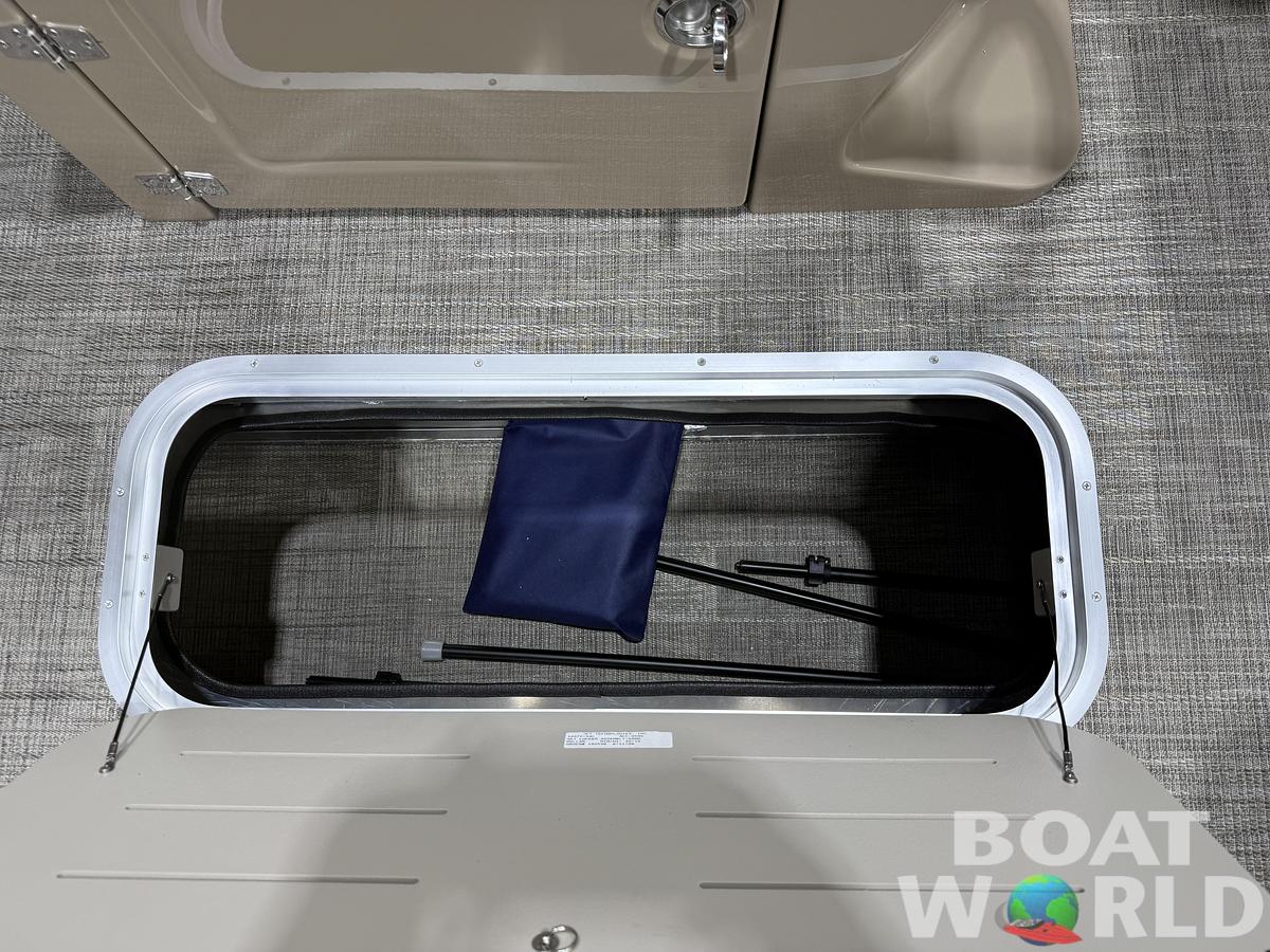 2027 Bentley Legacy 223 QSB Swingback Tritoon $55995