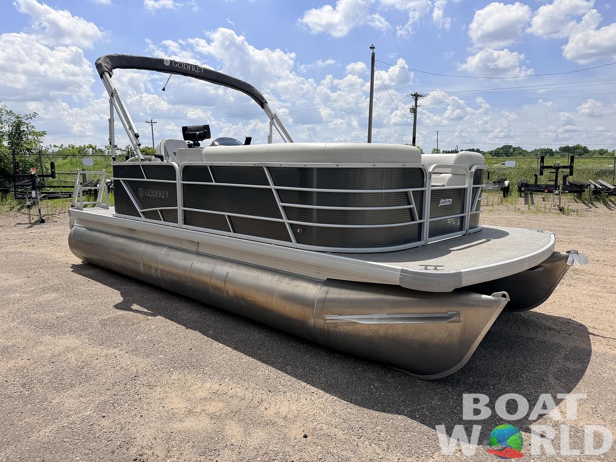 Used 2023 Sweetwater 2086 Cruise & 60HP Suzuki 4Stroke -$25,995