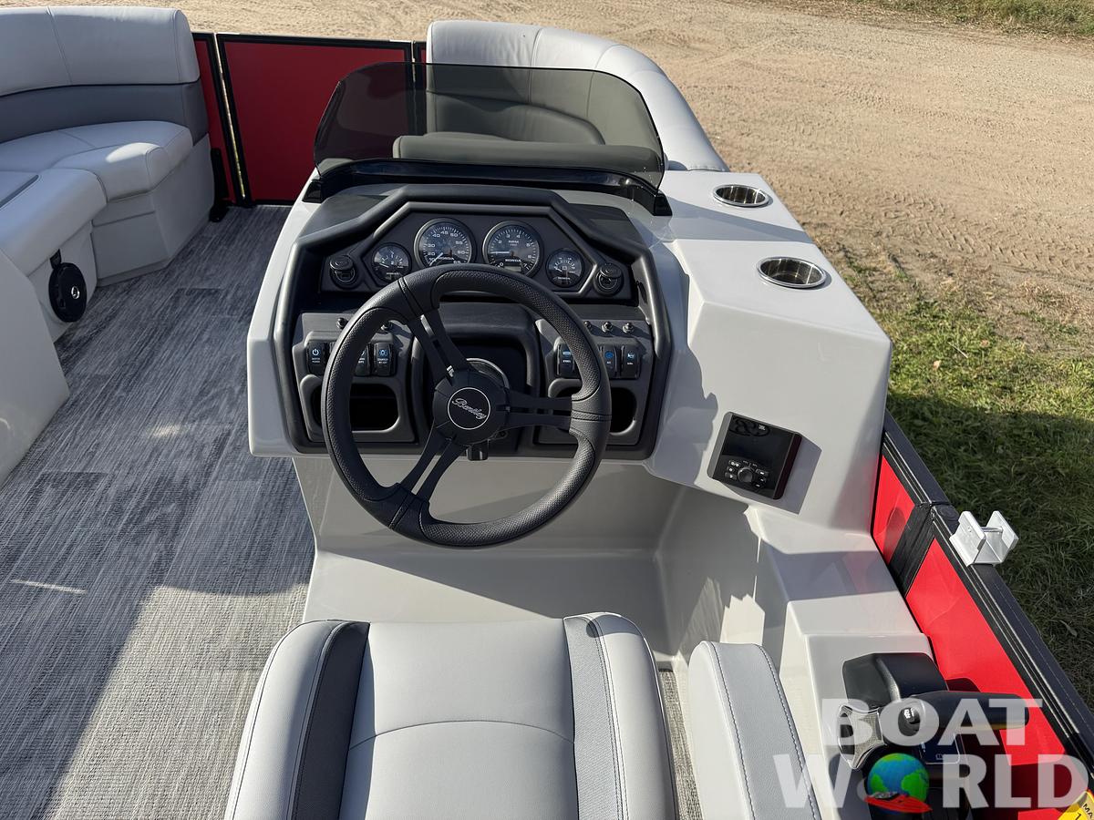 2026 Bentley Pontoons Legacy 200 Swingback