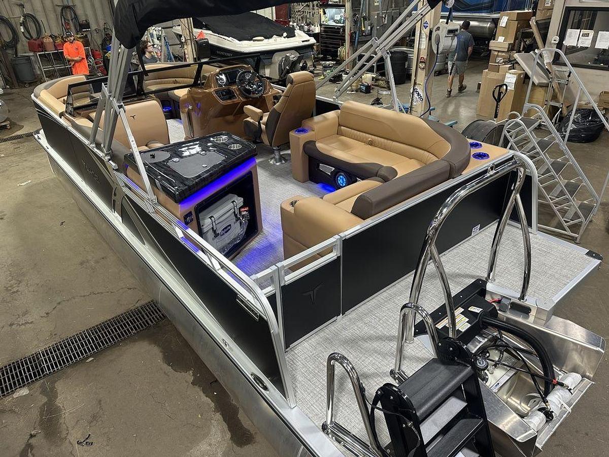 2025 Tahoe Pontoons LTZ 2385 Elite Cruise Windshield Tritoon & Honda 4-Stroke EFI
