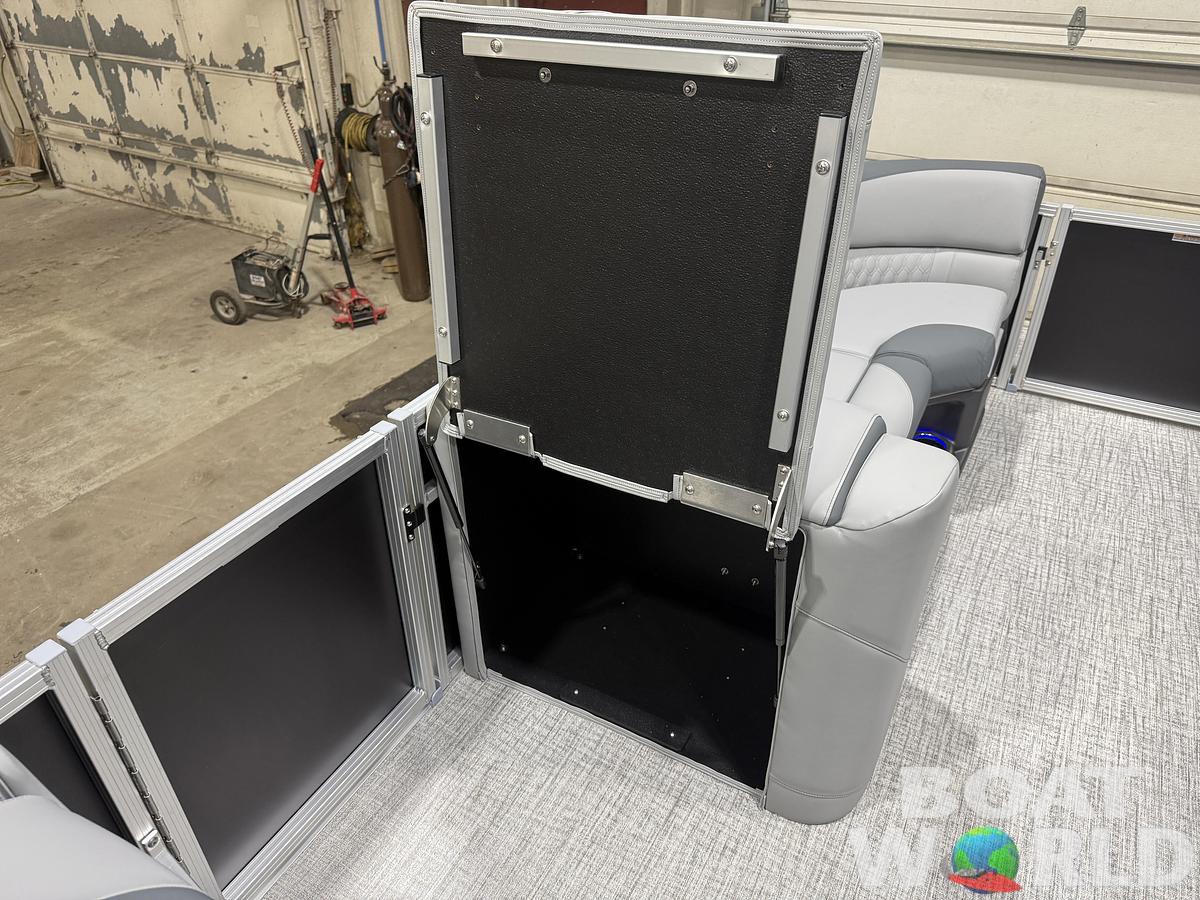 2026 Tahoe Pontoons LTZ 2385 Swingback (VRB) Tritoon 