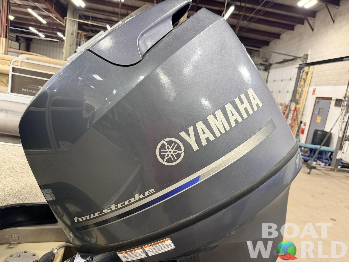 Used 2016 Weeres 220 Legacy & 90HP Yamaha 4Stroke -$19,995