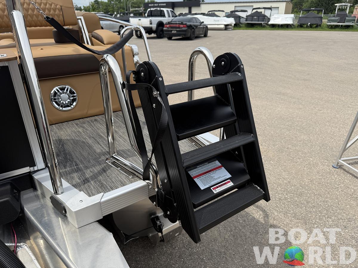 2025 Tahoe Pontoons Cascade 2385 Quad Lounge Shift Tritoon & Honda 4-Stroke EFI