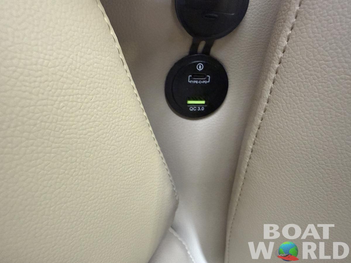 2026 Tahoe Pontoons Sport 2385 Rear Fish & Honda 4-Stroke EFI