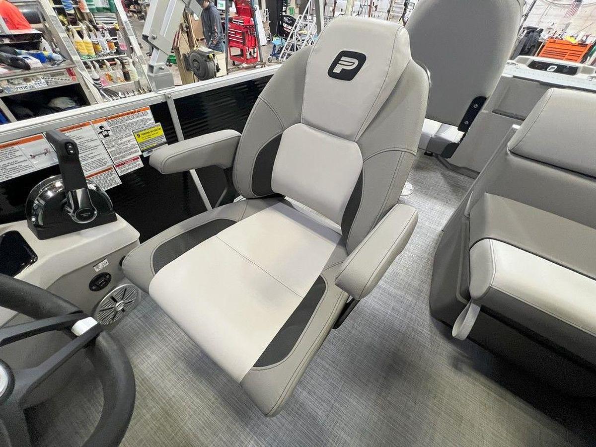 2025 Princecraft 21 Sportfisher 2RS Fish & Cruise Pontoon & Mercury 4-Stroke EFI