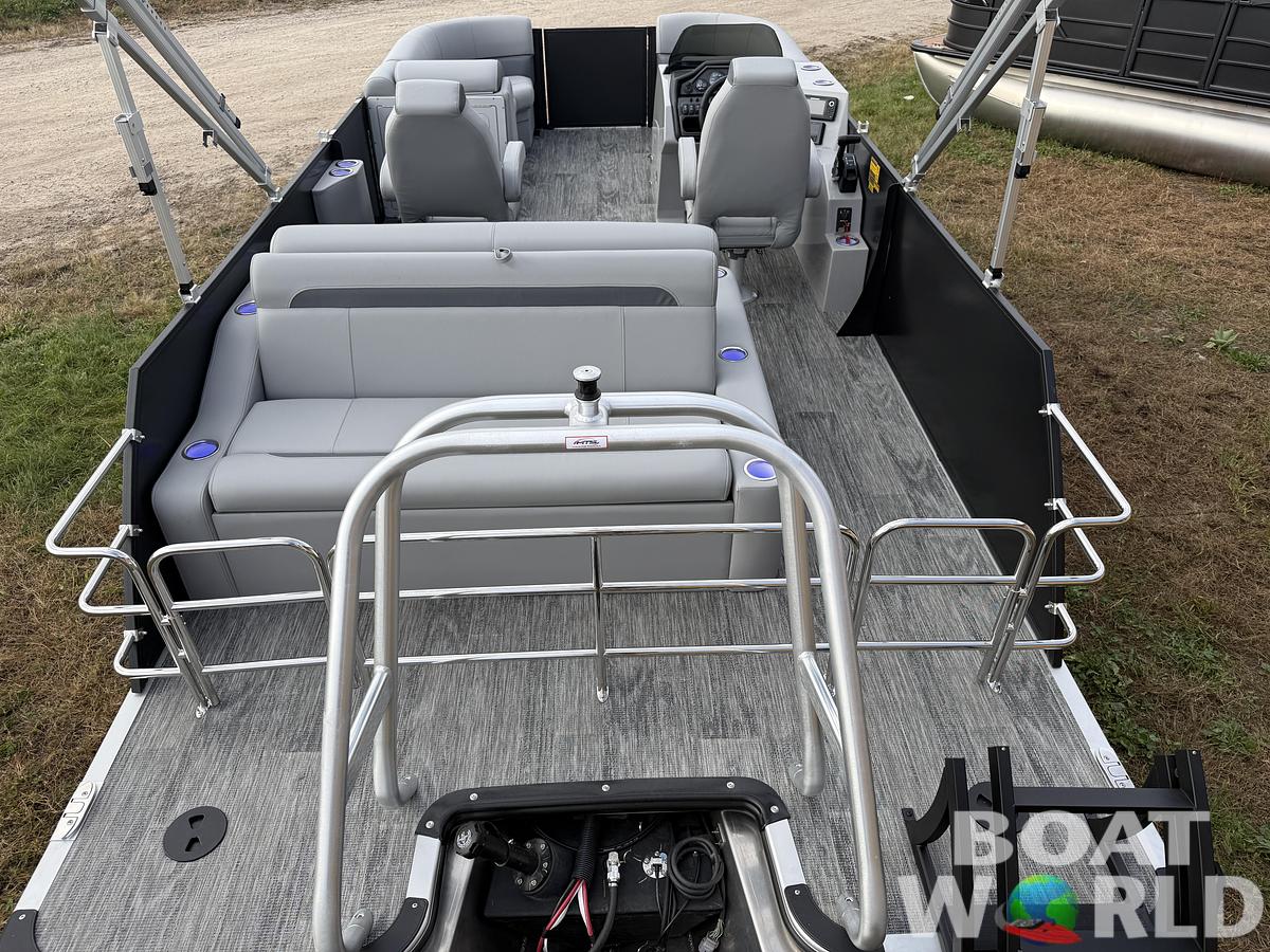 2026 Bentley Pontoons Legacy 200 Swingback Pontoon