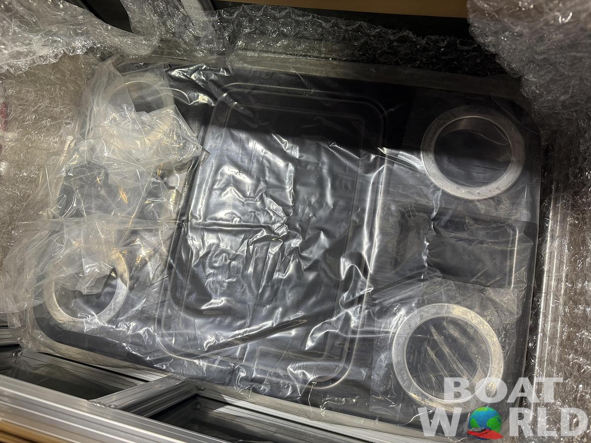 2026 Tahoe Pontoons Sport 2180 Cruise Rear Bench (CRB) 