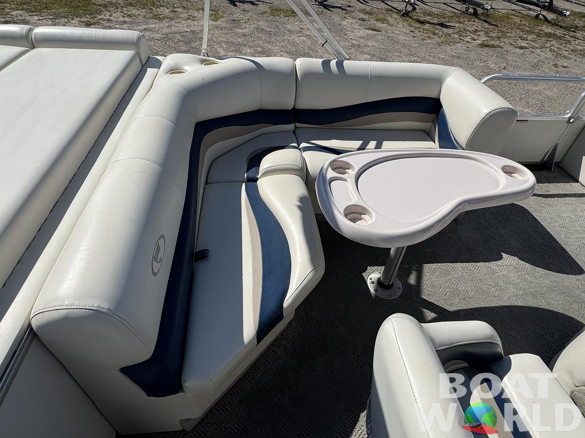 Used 2004 Fisher 220 Freedom Pontoon