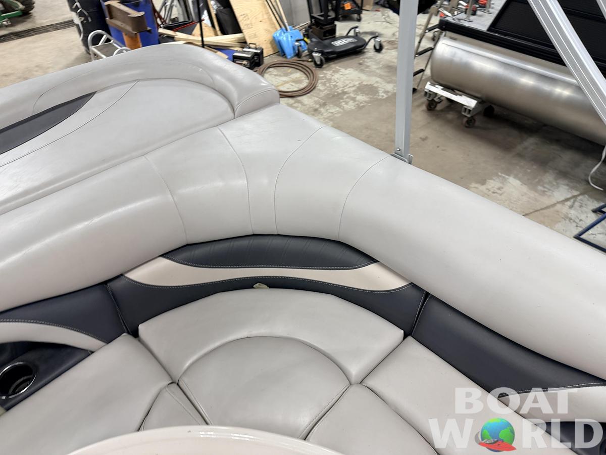 Used 2015 Sylvan Mirage 820 & 90HP Mercury 4Stroke - $21,995