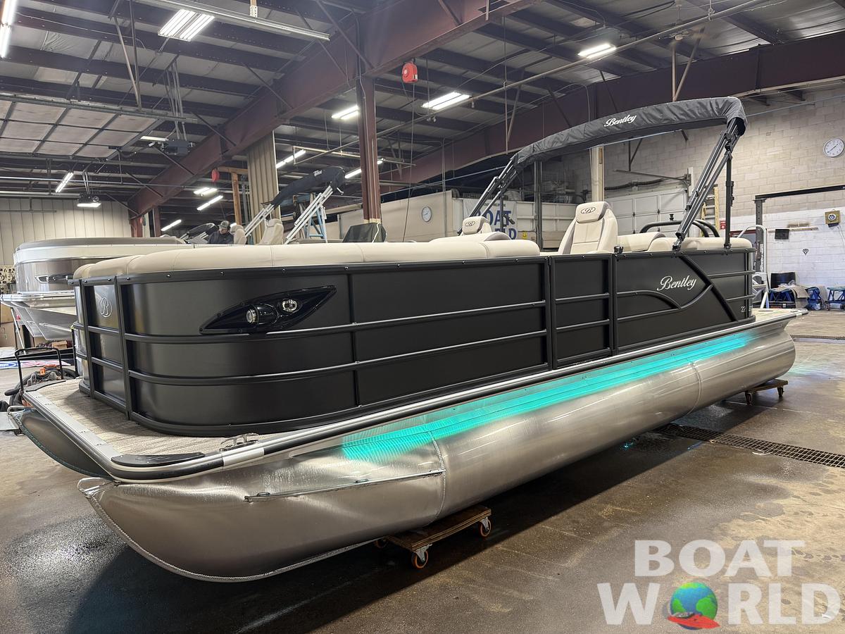 2027 Bentley Legacy 220 Navigator Quad Lounge Pontoon $42995