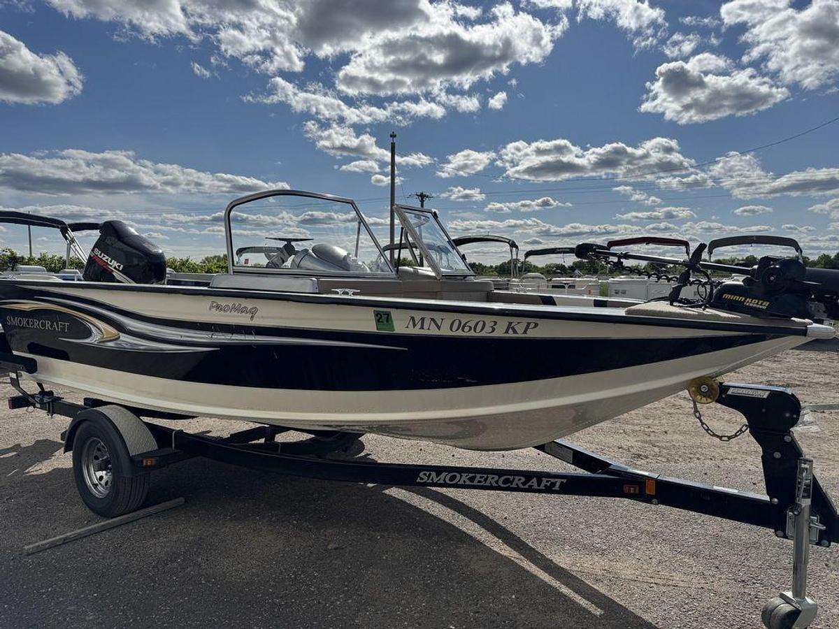 Used 2010 Smoker Craft Pro Mag 182