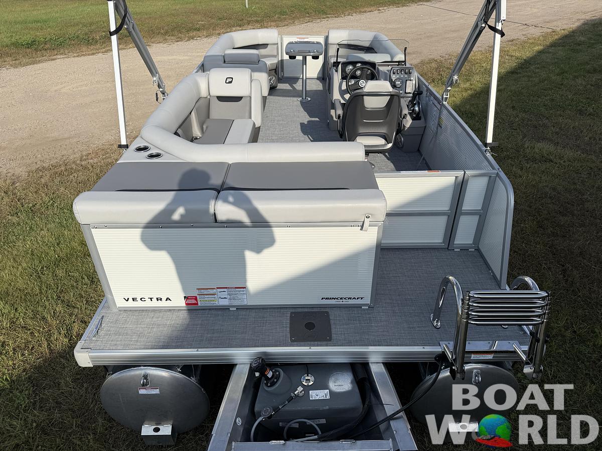 2026 Princecraft Vectra 21 Cruise Lounge Pontoon & Mercury 4-Stroke EFI