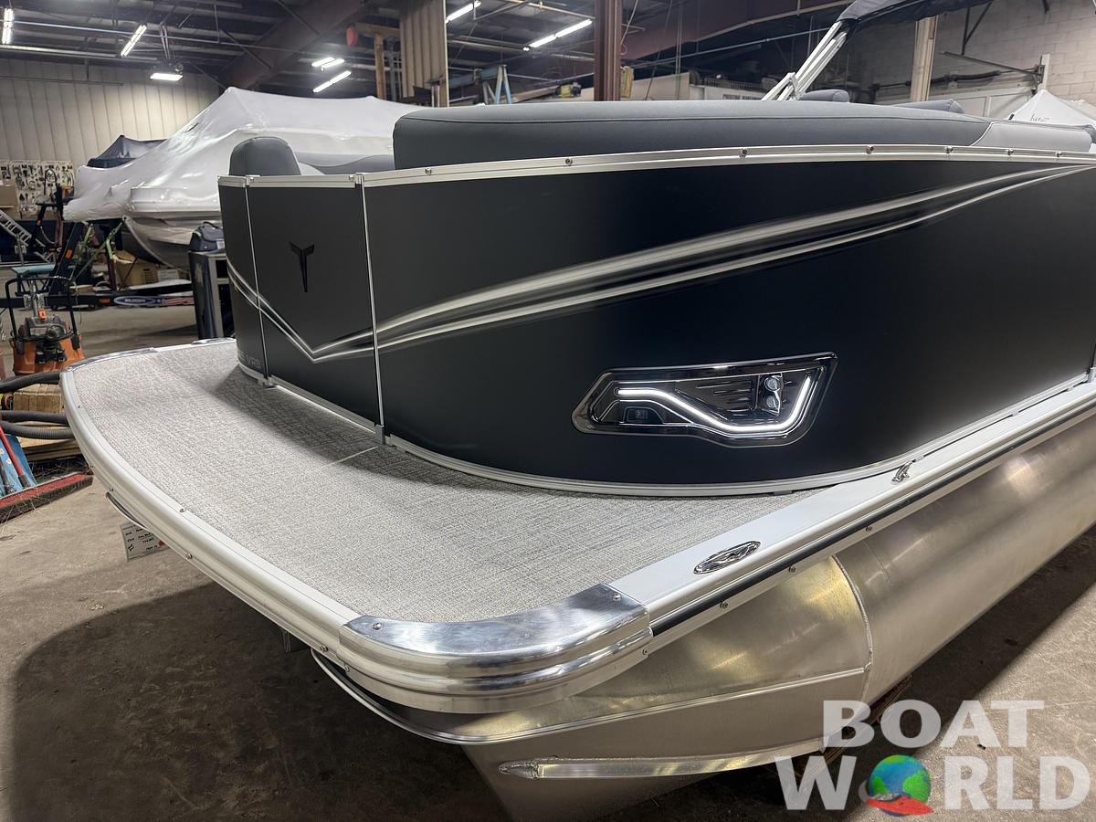 2026 Tahoe Pontoons LTZ 2385 Swingback (VRB) Tritoon 