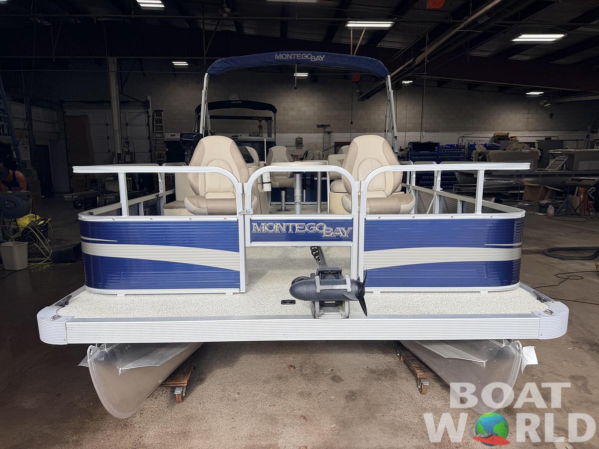 Used 2017 Montego Bay 8518 4-PT & 40HP Honda 4Stroke -$18,995