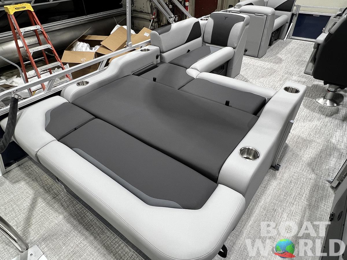 2026 Tahoe Pontoons Sport 2180 Swingback (VRB) 