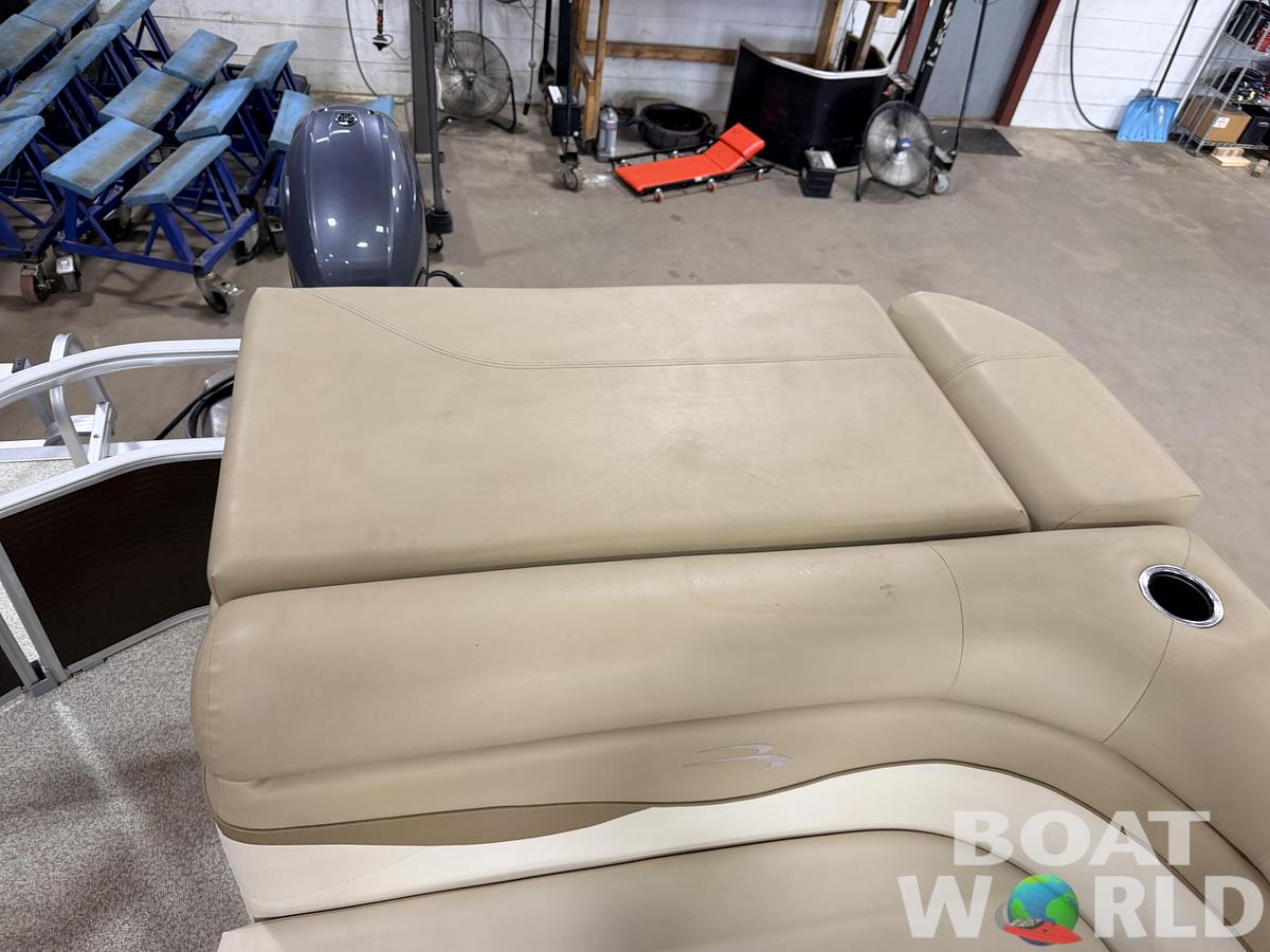 Used 2016 Bennington 20 SLM & 50HP Yamaha 4Stroke -$19,995