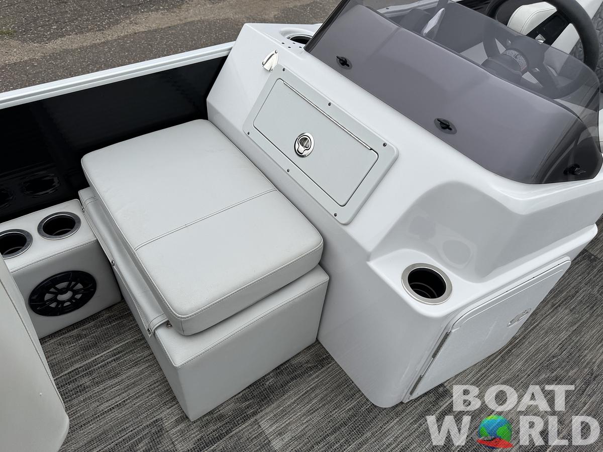 Used 2021 Sweetwater  2086 FX Pontoon