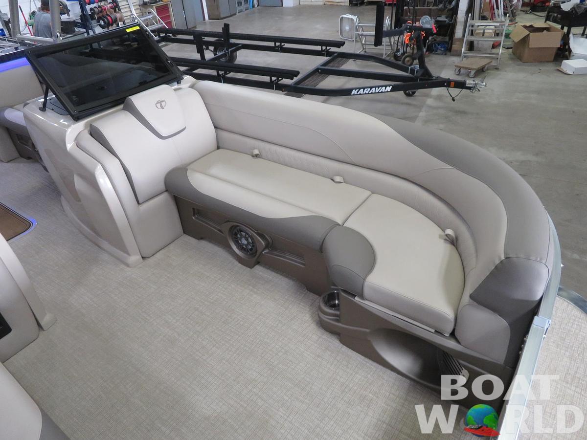 2024 Tahoe Pontoons LTZ 2385 Elite Windshield Tritoon & Suzuki 200HP 4-Stroke EFI