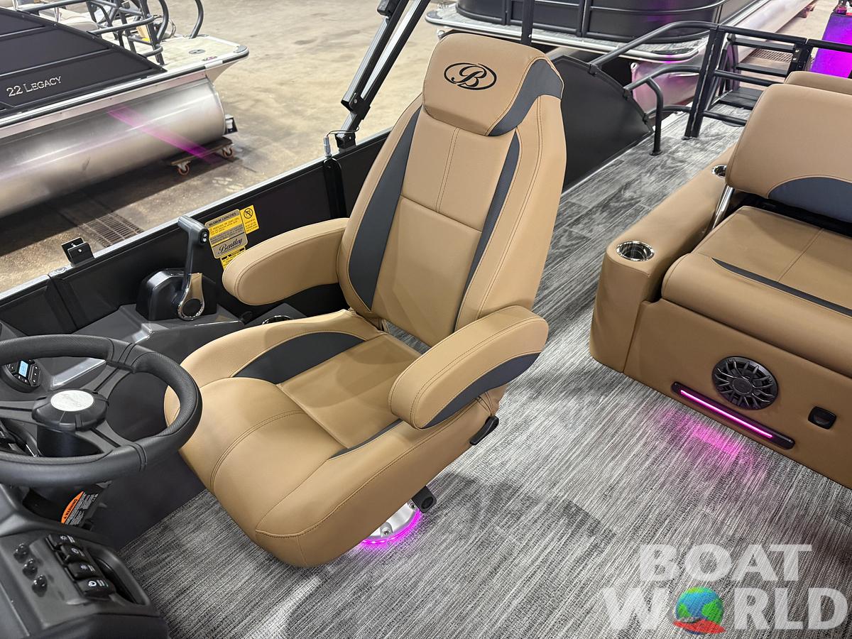 2027 Bentley Legacy 223 Swingback Tritoon $56995