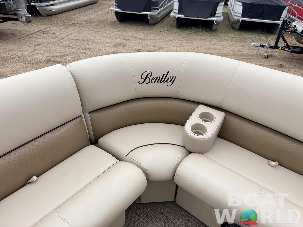 Used 2018 Bentley Encore 240 Cruise SE & 150HP Mercury 4Stroke -$29,995