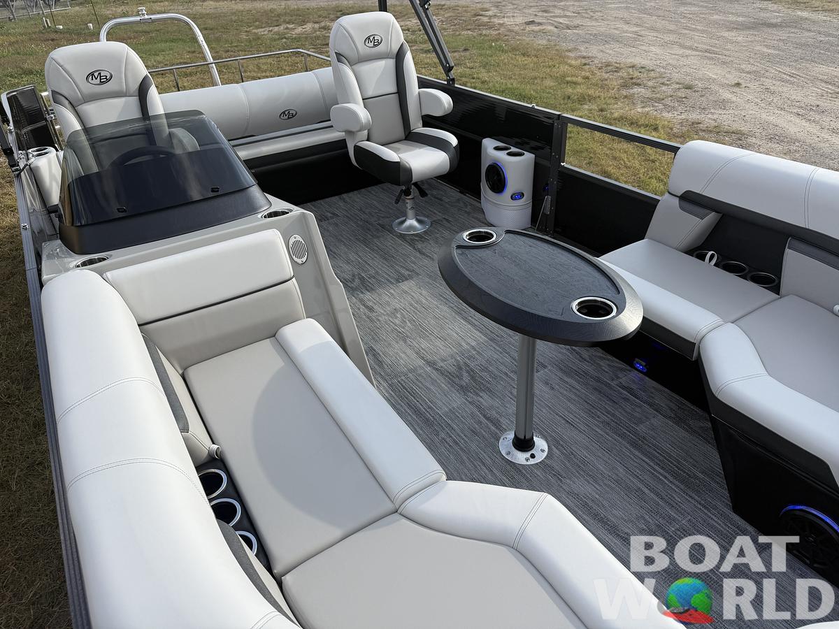 2026 Montego Bay 8522 Swingback Deluxe Pontoon 