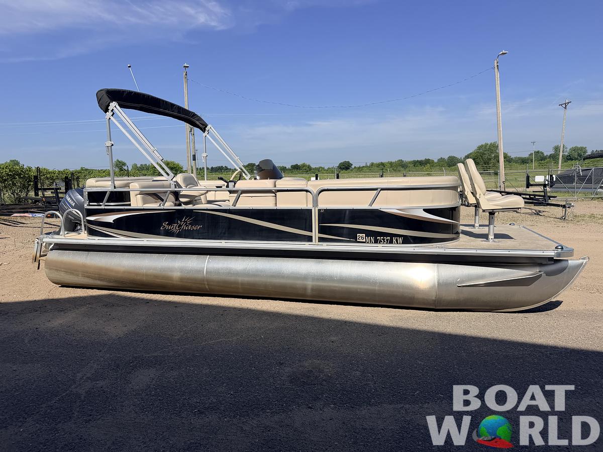 Used 2012 SunChaser 22 Fish 'N Cruise & 50HP Yamaha 4Stroke -$17,995
