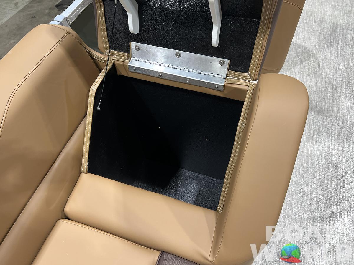 2026 Tahoe Pontoons LTZ 2385 Elite Cruise Tritoon 