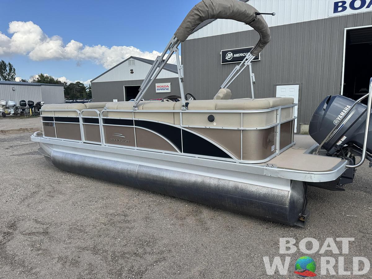 Used 2014 Bennington 22 SLX Pontoon
